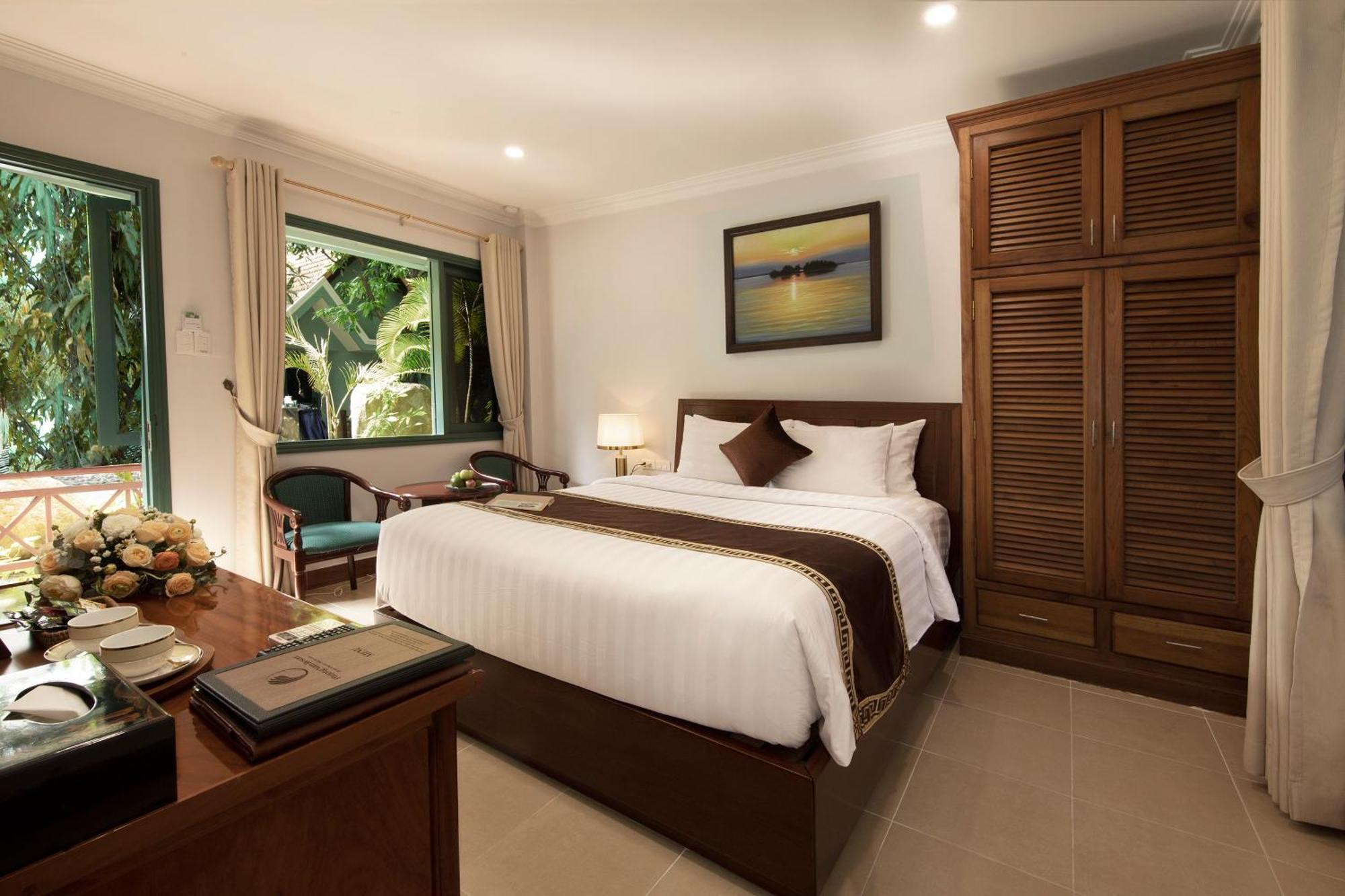 Phuong Nam Resort Thuan An Exterior photo